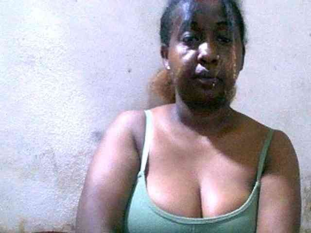 Sylivinaahh webcam