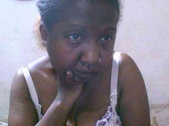 Sylivinaahh webcam