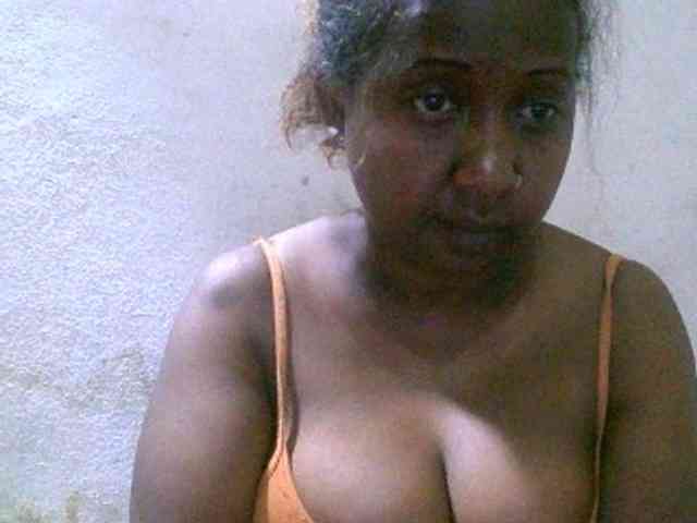 Sylivinaahh webcam