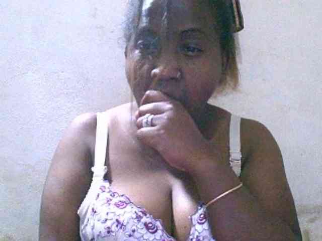 Sylivinaahh webcam