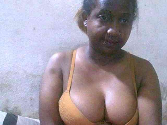 Sylivinaahh webcam