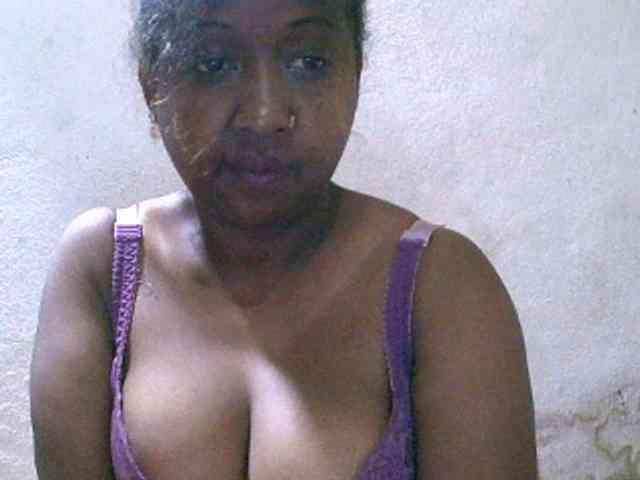 Sylivinaahh webcam