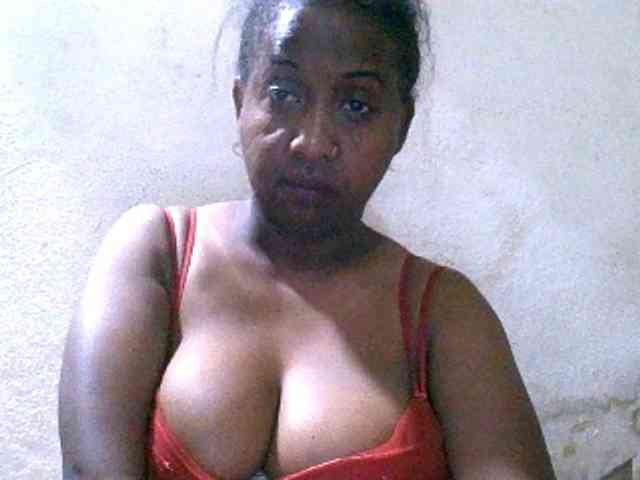 Sylivinaahh webcam