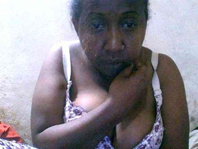 Sylivinaahh webcam