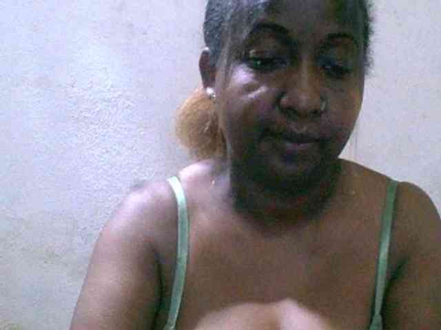 Sylivinaahh webcam
