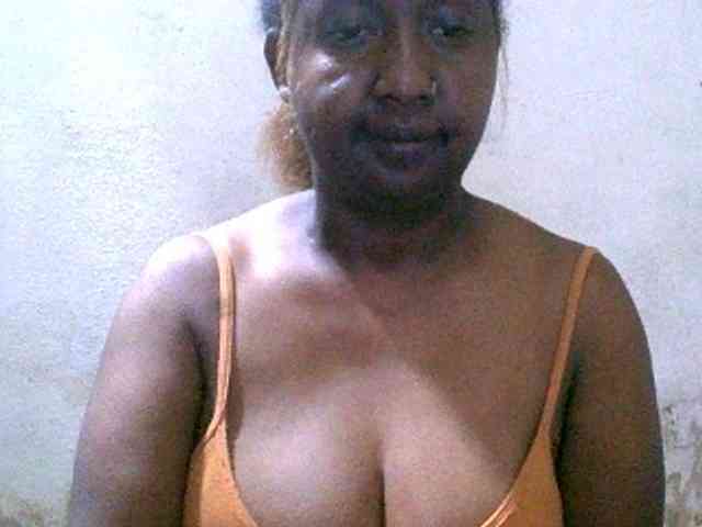 Sylivinaahh webcam