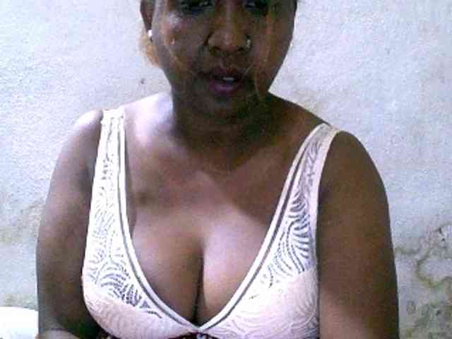 Sylivinaahh webcam