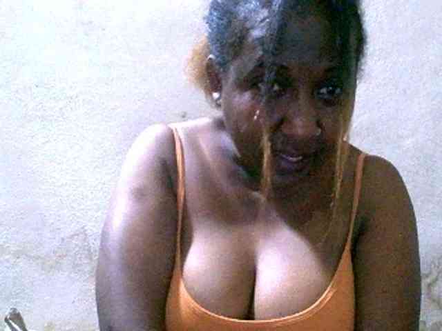 Sylivinaahh webcam
