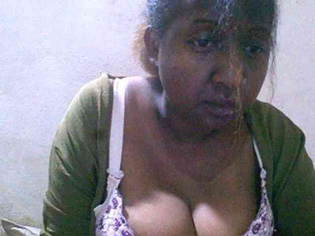 Sylivinaahh webcam