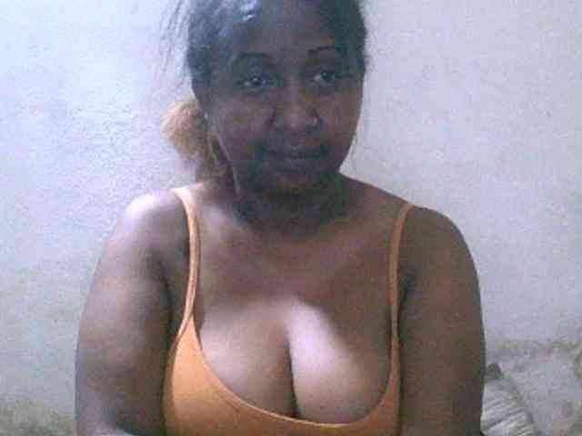 Sylivinaahh webcam