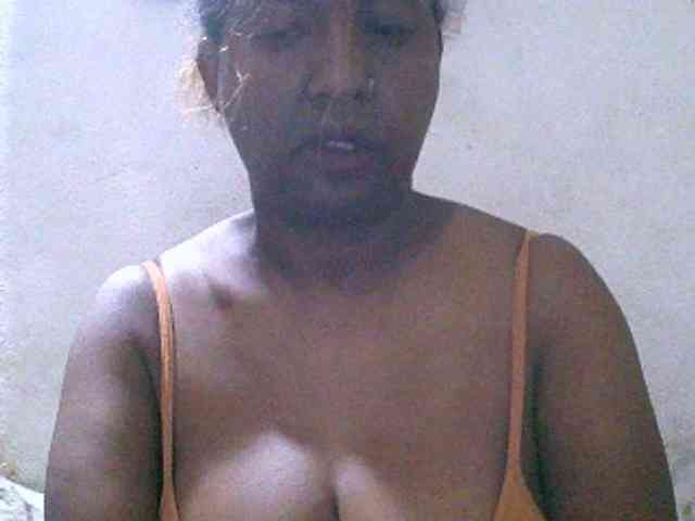 Sylivinaahh webcam