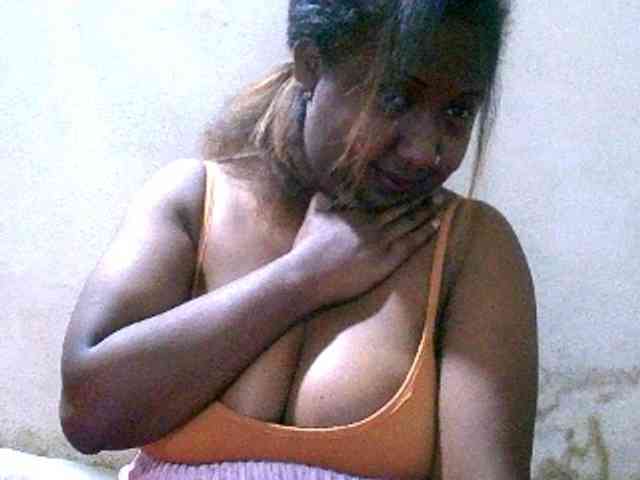 Sylivinaahh webcam