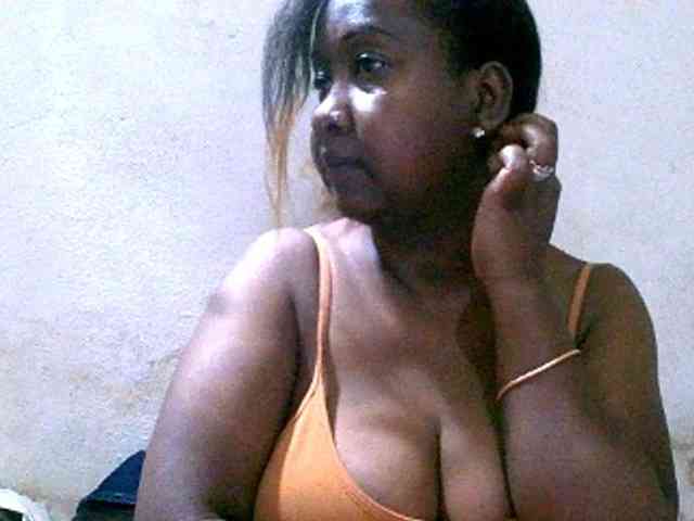 Sylivinaahh webcam