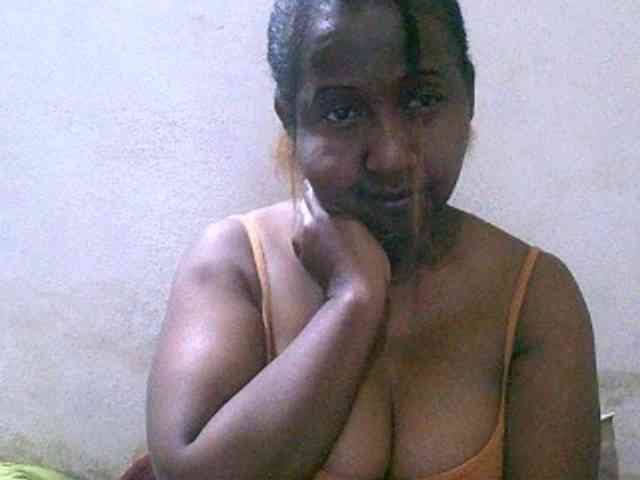 Sylivinaahh webcam