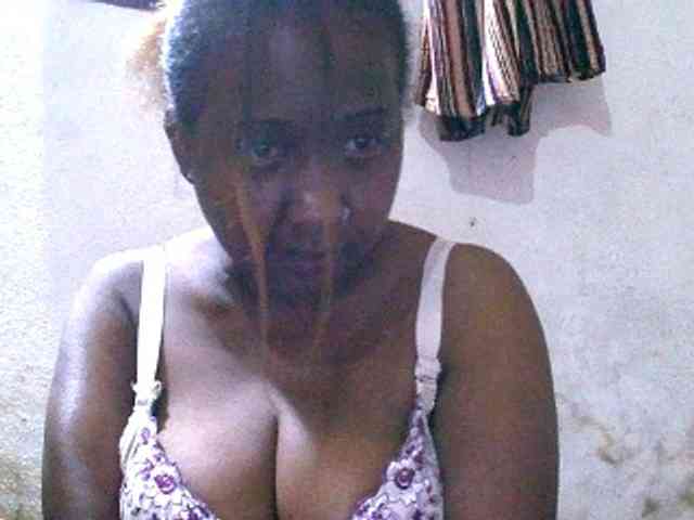Sylivinaahh webcam