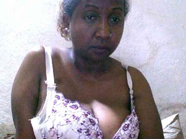 Sylivinaahh webcam