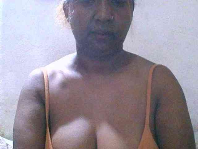 Sylivinaahh webcam