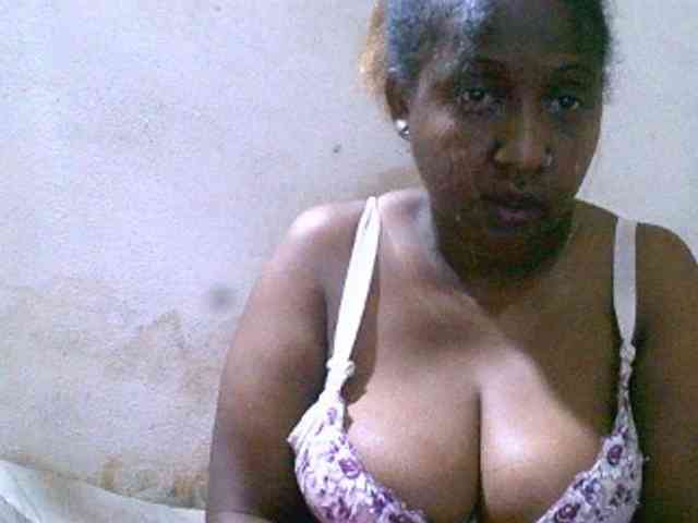 Sylivinaahh webcam