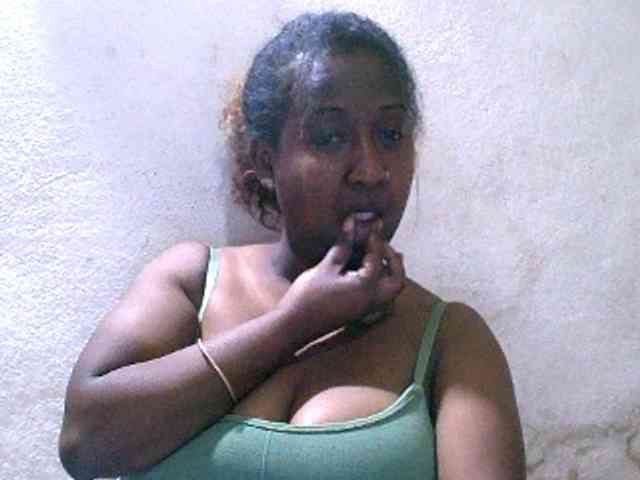 Sylivinaahh webcam