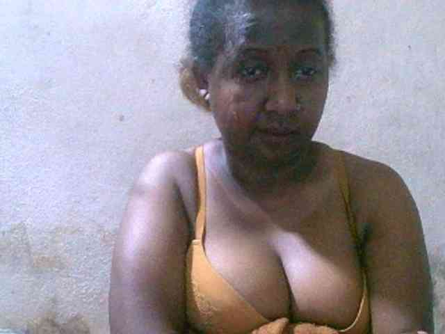 Sylivinaahh webcam