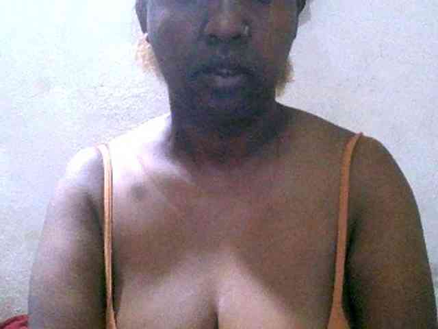 Sylivinaahh webcam