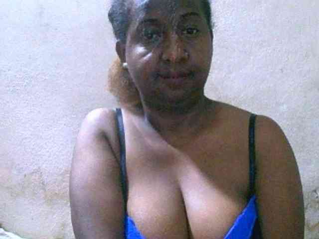 Sylivinaahh webcam