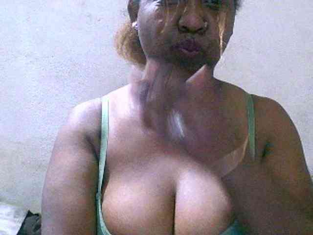 Sylivinaahh webcam