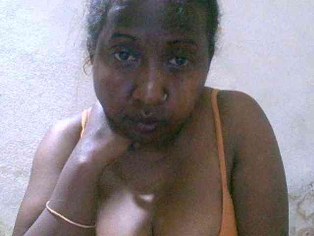Sylivinaahh webcam