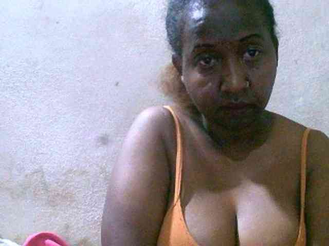 Sylivinaahh webcam