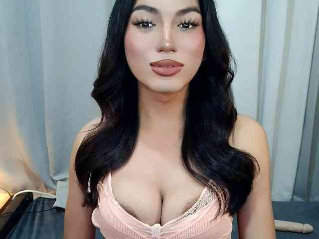 Diannafoxy Live Webcam on BongaCams