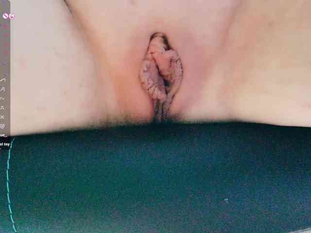 Satisfy_Me webcam