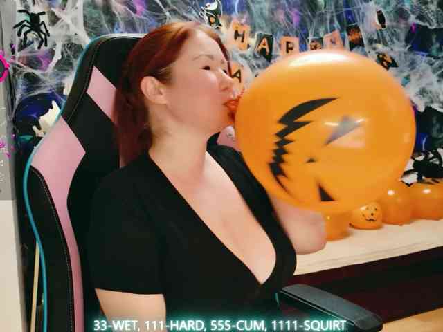 Satisfy_Me webcam