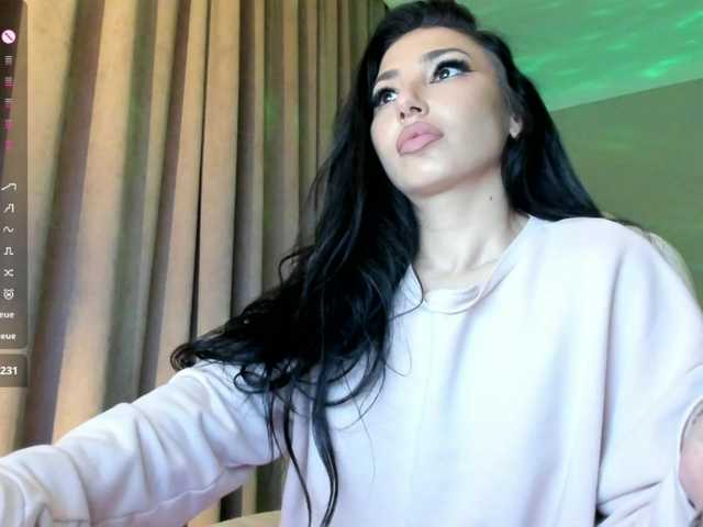 Sex chat gratuit in direct cu VickyLouna pe BongaCams