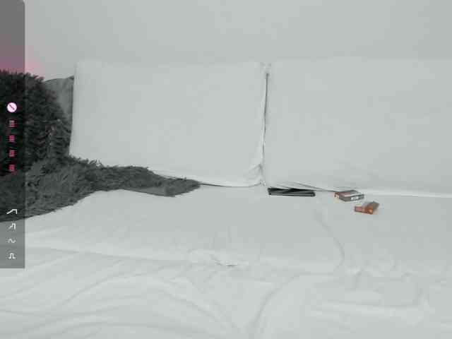 VickyLouna webcam