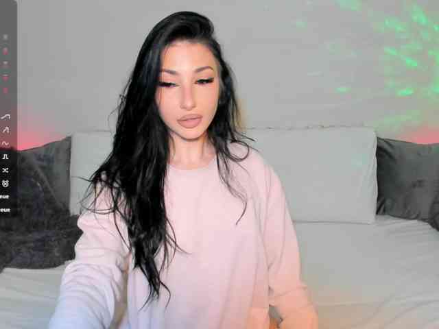 VickyLouna VickyLouna