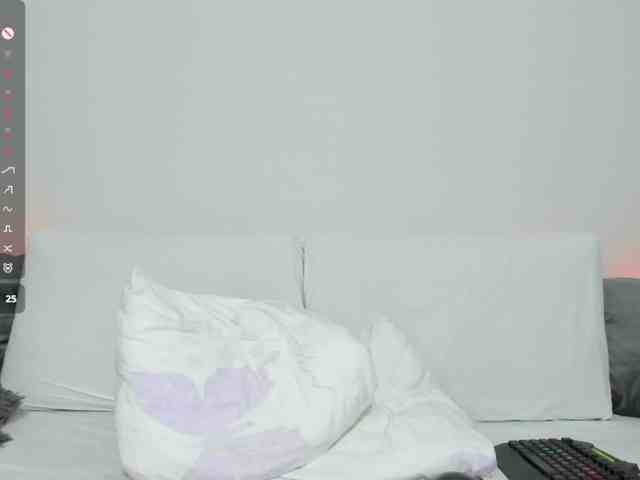 VickyLouna webcam