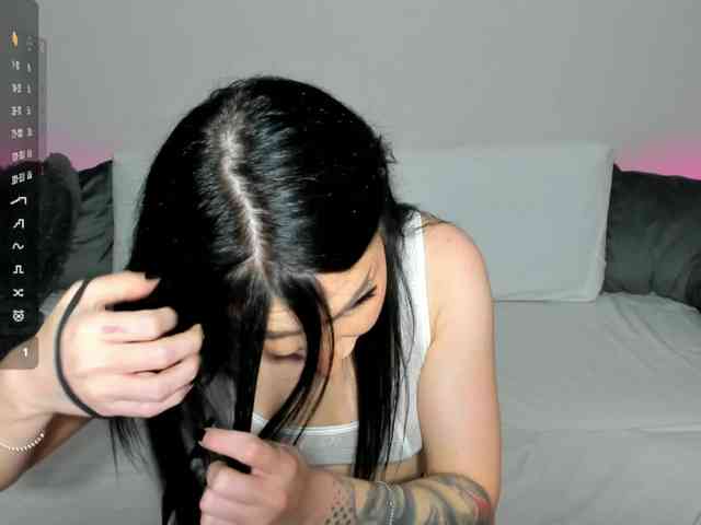 VickyLouna webcam