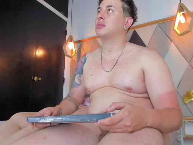coupleehoorny webcam