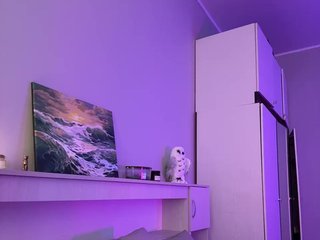 ShyAlya Porn Show