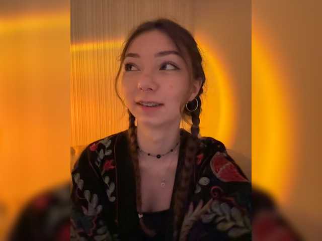 CrazyAleona's BongaCams show and profile