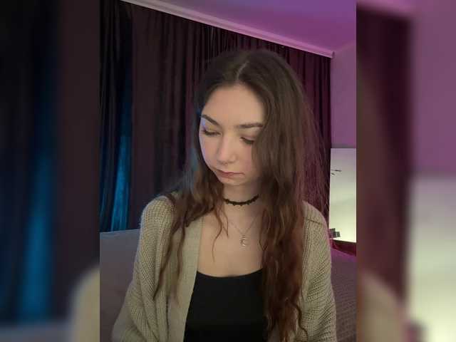  CrazyAleona chat room