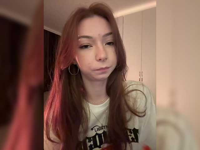 CrazyAleona's BongaCams show and profile