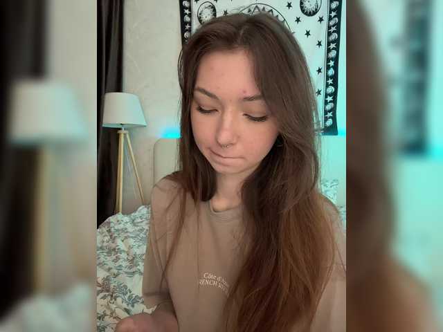 CrazyAleona's BongaCams show and profile