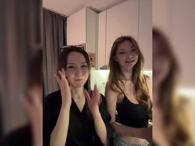 CrazyAleona's BongaCams show and profile