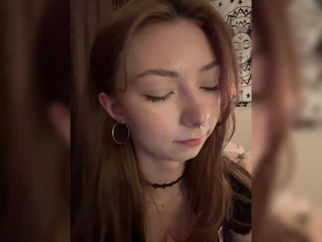 CrazyAleona's BongaCams show and profile