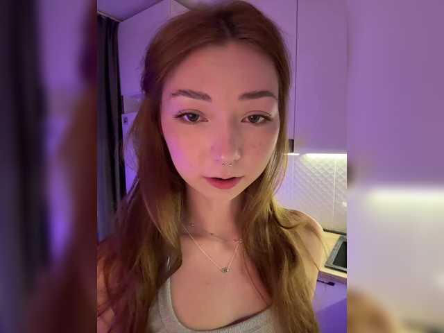 CrazyAleona's BongaCams show and profile