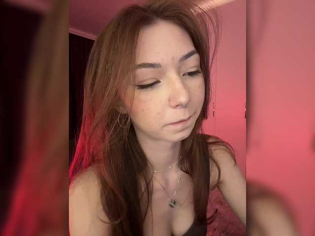 CrazyAleona's BongaCams show and profile