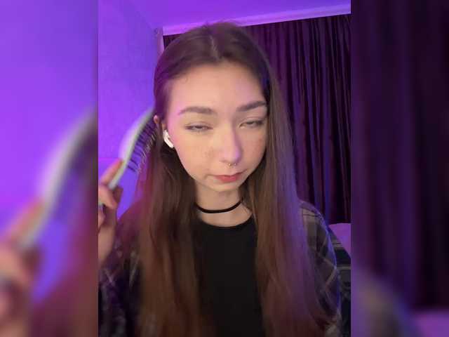 CrazyAleona's BongaCams show and profile