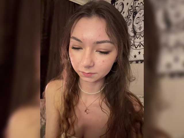 CrazyAleona's BongaCams show and profile