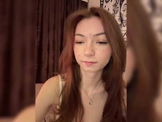 CrazyAleona's BongaCams show and profile